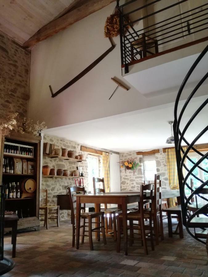 Bed and Breakfast La Traineliere Les Épesses Exterior foto